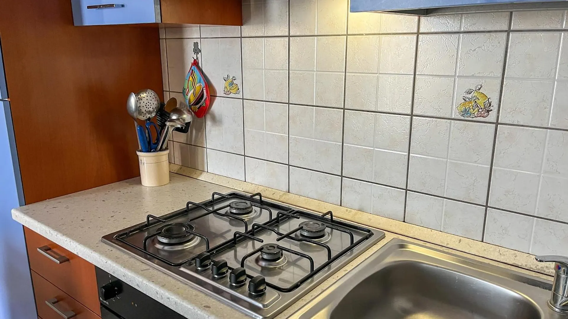Apartment Appartamento Vacanze A 2 Piani Cabras Italy